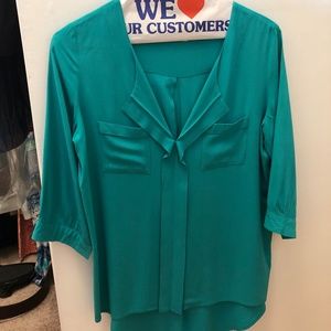 Short Sleeved Pullove Blouse - Very Light and Airy